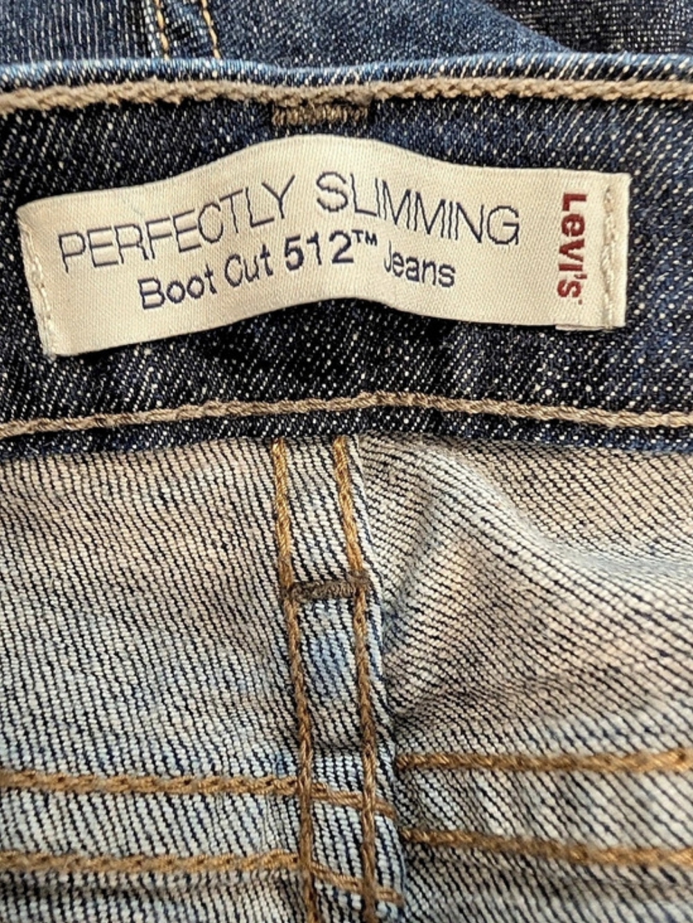 Levi's Perfectly Slimming Boot Cut 512 Jeans Boot Cut Jeans in Blue Waist 12 - Picture 14 of 15